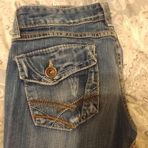 Buckle Jeans